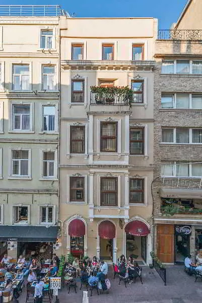 Iq Houses Mis Istanbul 3*,