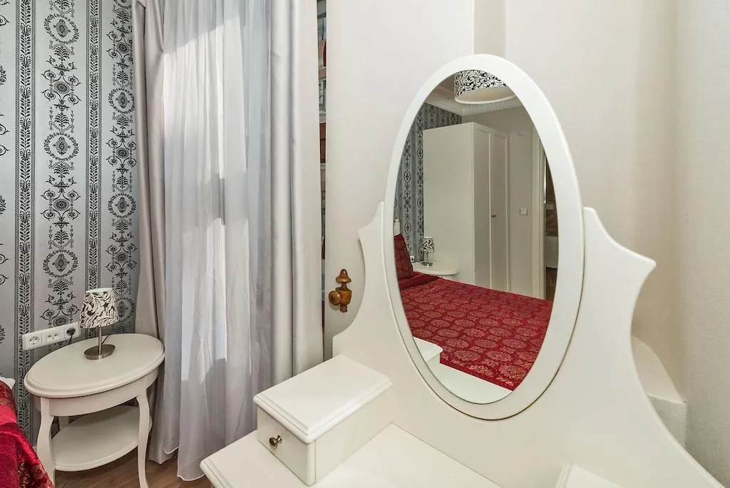 Iq Houses Mis Istanbul