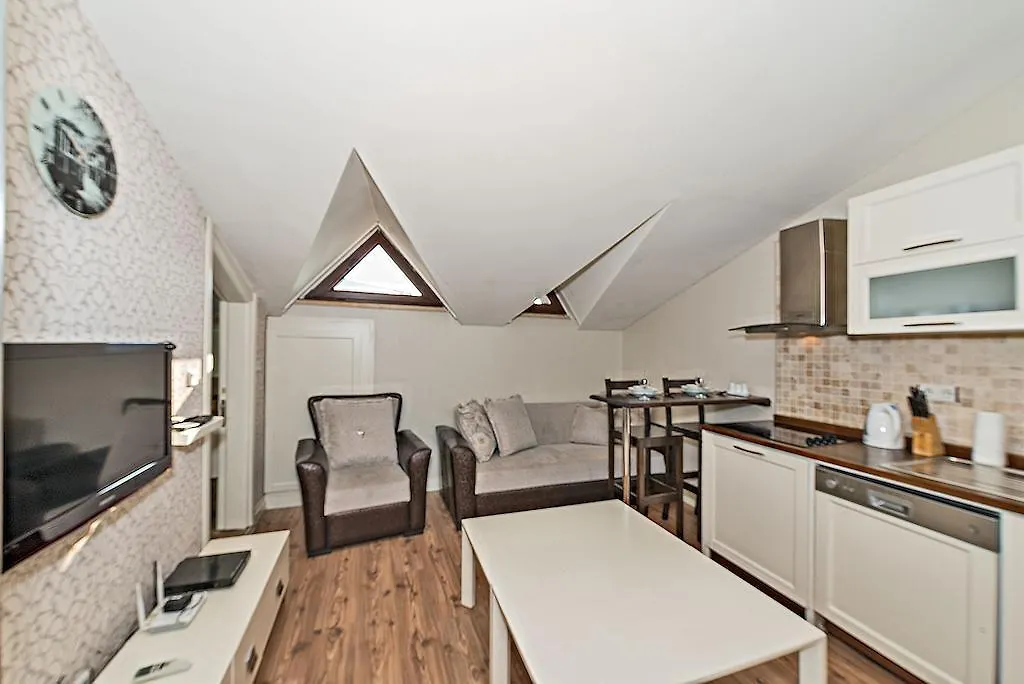 Iq Houses Mis Istanbul